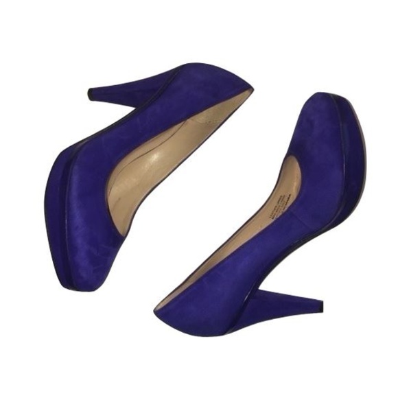 ANTONIO MELANI Shoes - Antonio Melani Blue Suede Heels Leather Pumps